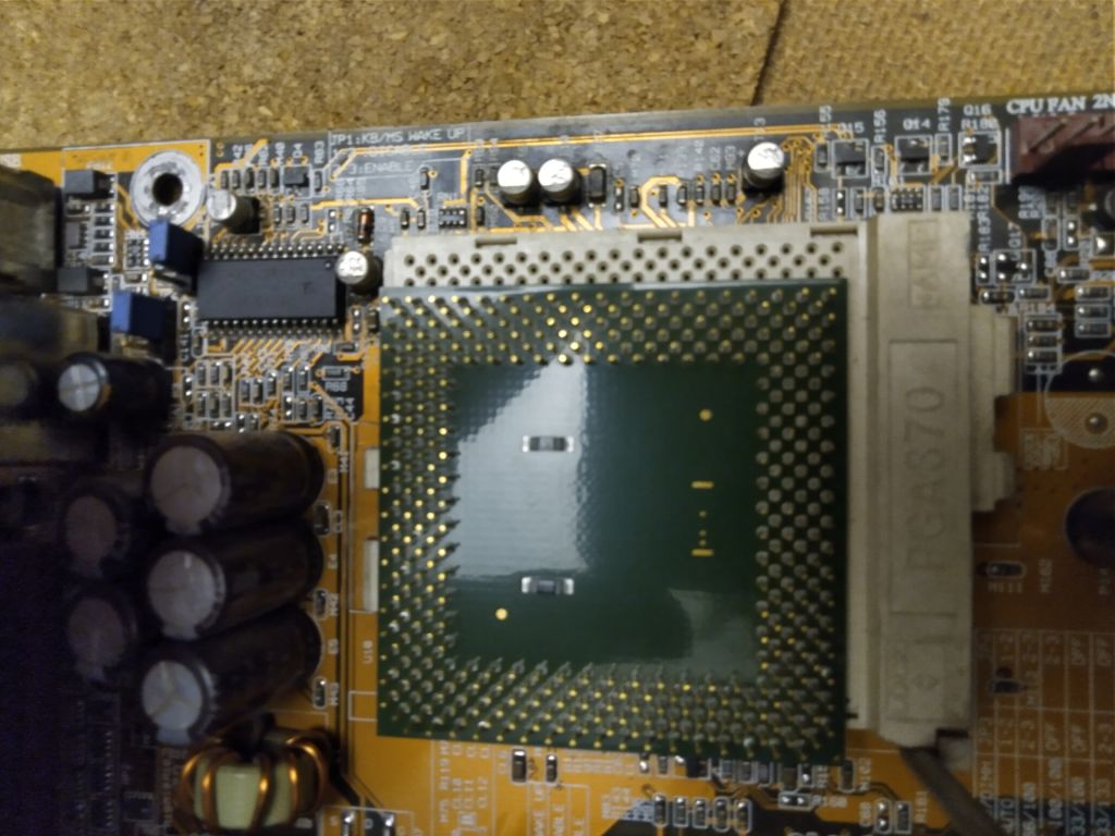 Celeron 566 MHz   ( S370, Coppermine, SL46T ) - фото фото фото 3