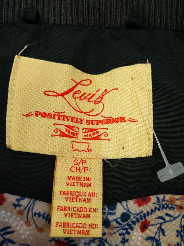 Куртка жіноча чорна утеплена LEVIS p-p S - фото фото фото 8