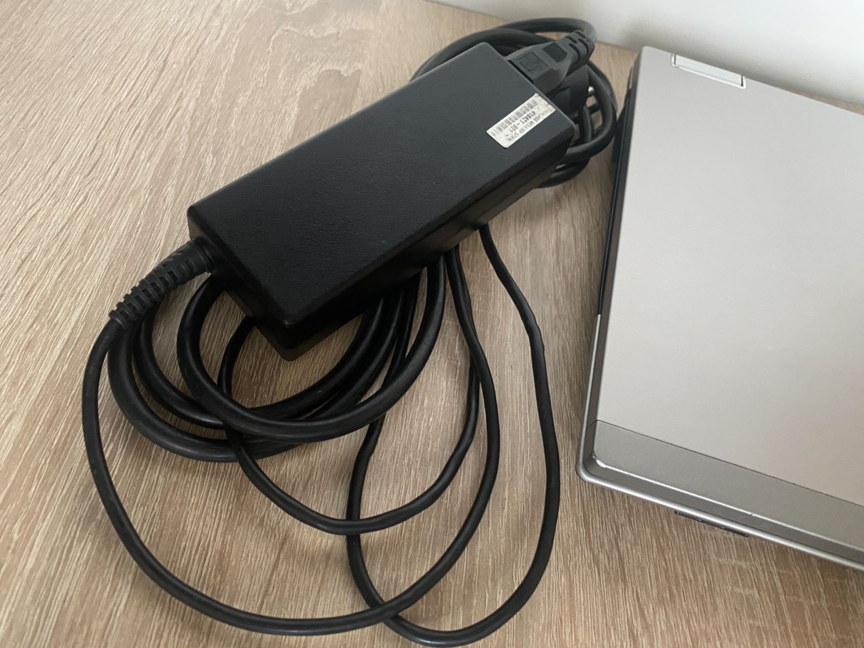 HP EliteBook Intel  (R) Core  (TM) 15 CPU M 540 - фото фото фото 2