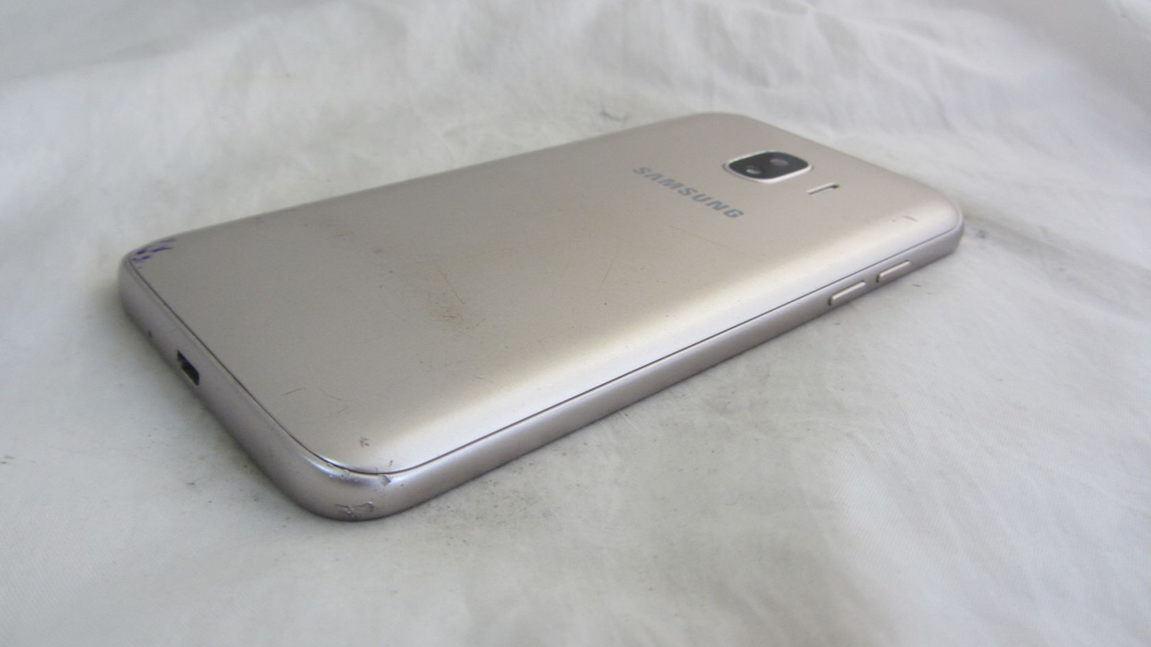 Samsung Galaxy J2 2018  (SM-J250F/DS) Gold - фото фото фото 4