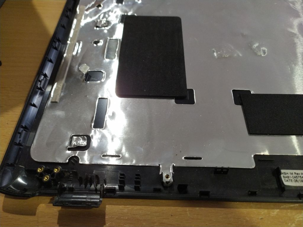 Крышка матрицы ноутбука Samsung R503 - фото фото фото 4