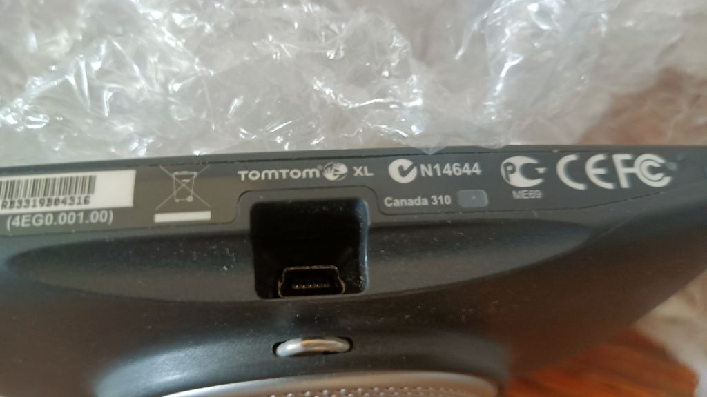 GPS навігатор TOMTOM, б/в - фото фото фото 5