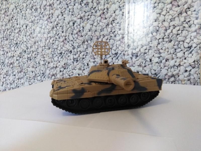 Танк Леопард leopard з радіолокатором іграшка - фото фото фото 4