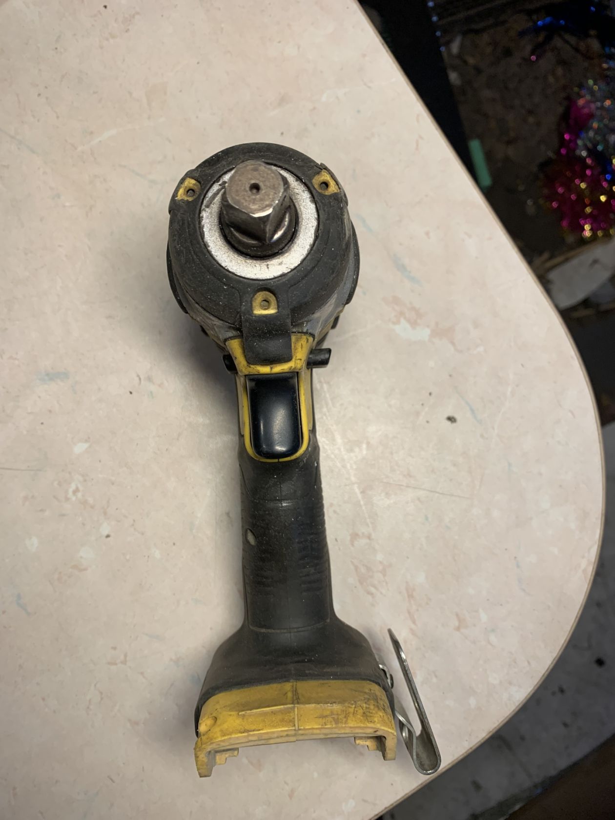 Акумуляторний ударний гайковерт DeWalt DCF880 - фото фото фото 6