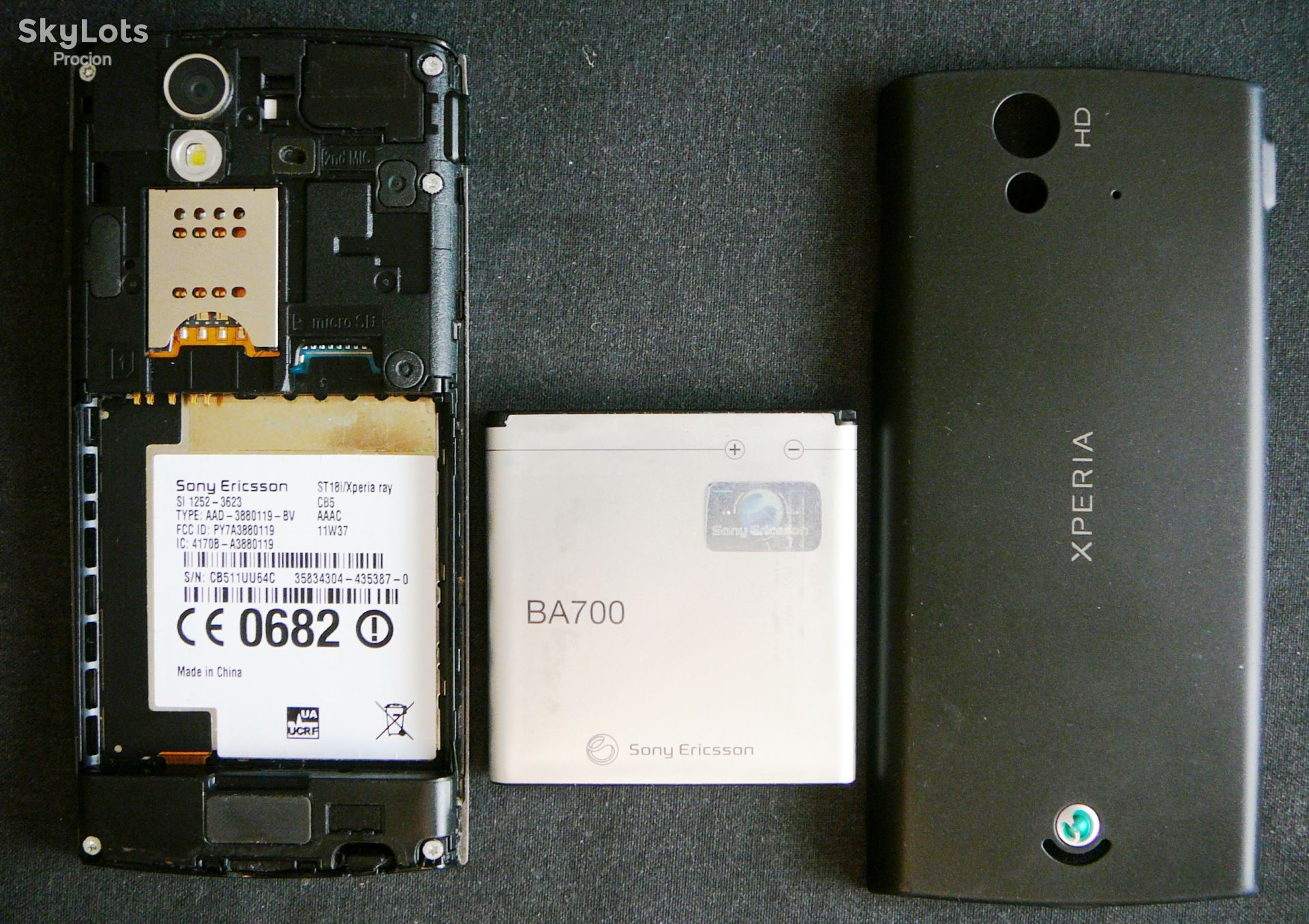 Смартфон Sony Ericsson Xperia Ray ST18i, оригінал - фото фото фото 5