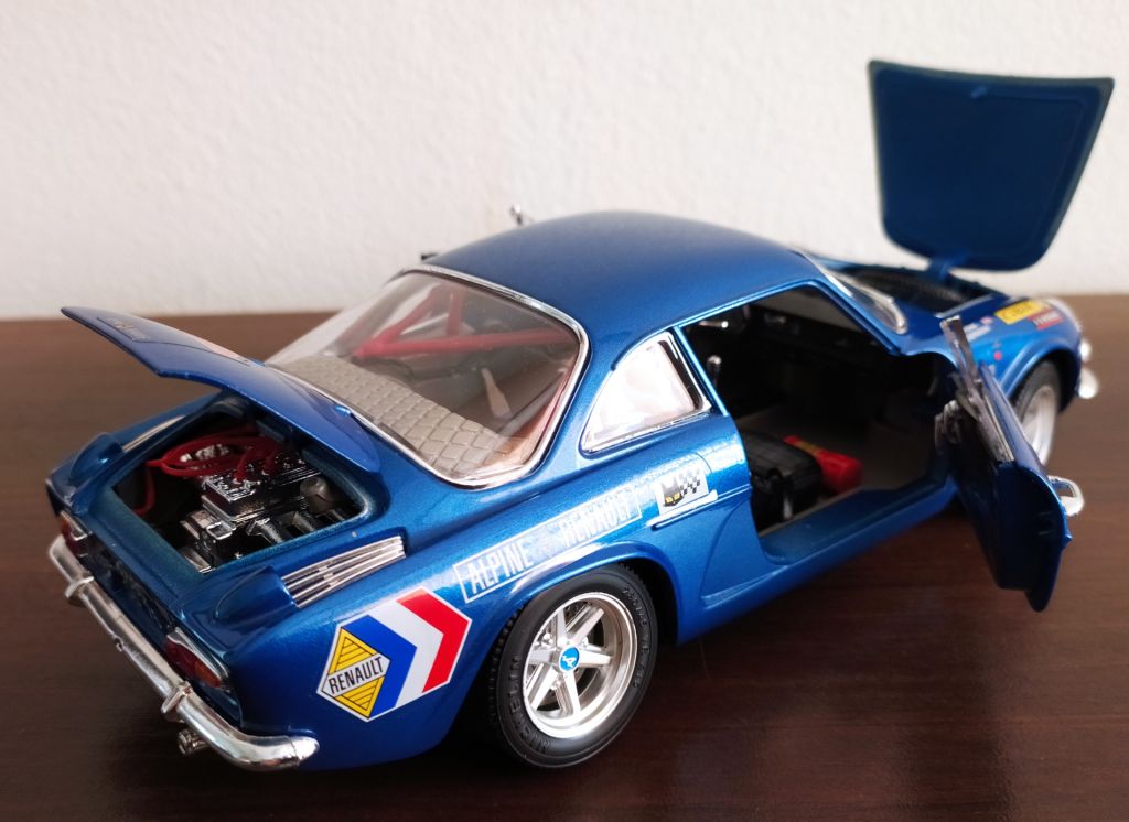 Burago Модель 1:16 автомобиля Renault Alpine  А110-1600S Авторалли Мarrakech 1971 - фото фото фото 9