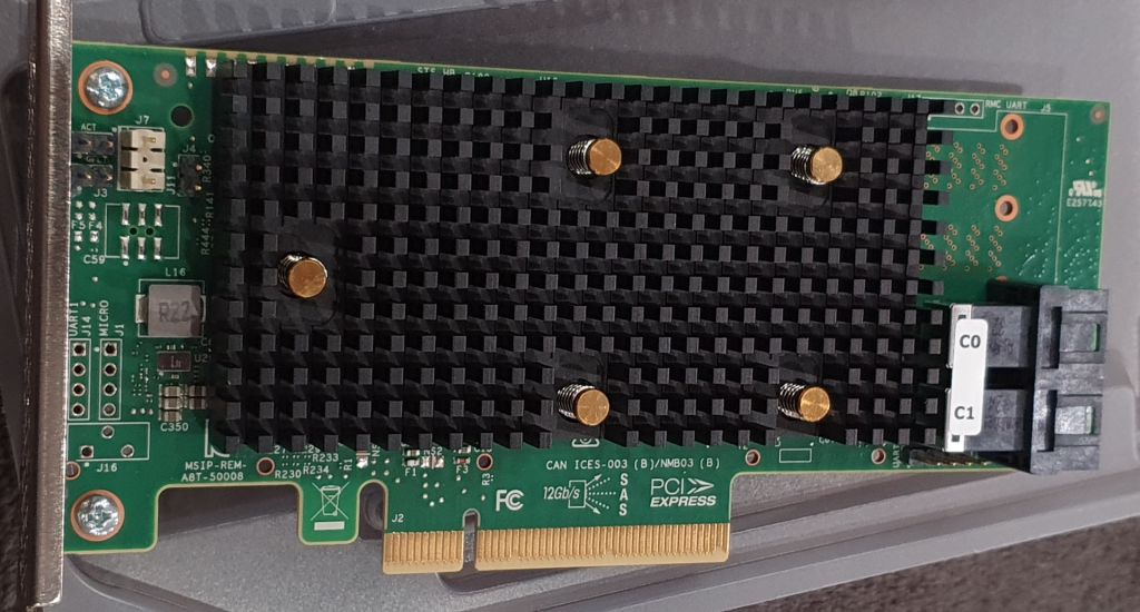 RAID контролер 12 Гбіт/с LSI Broadcom MegaRAID 9440-8i Tri-Mode - фото фото фото 0