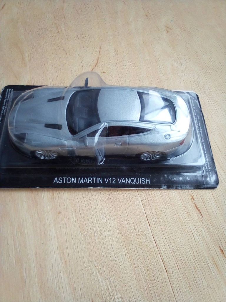 Aston Martin V12 Vanquish 1:43 DeAgostini - фото фото фото 0