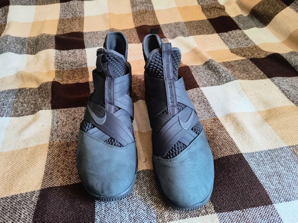 Кросівки Nike LeBron Soldier 12 'Dark 23' - фото фото фото 2