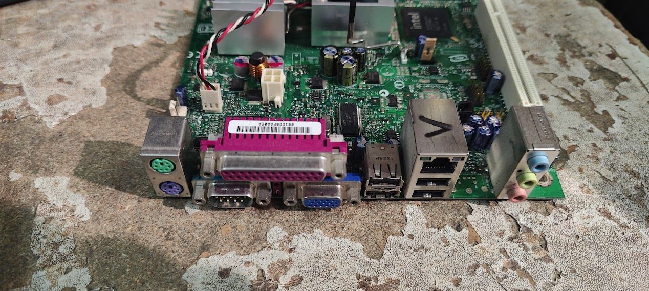 Мат. плата Intel D945GCLF2D Atom 330  i945GC SVGA+GbLAN Mini-ITX 1DDR2 № 241305100 - фото фото фото 2
