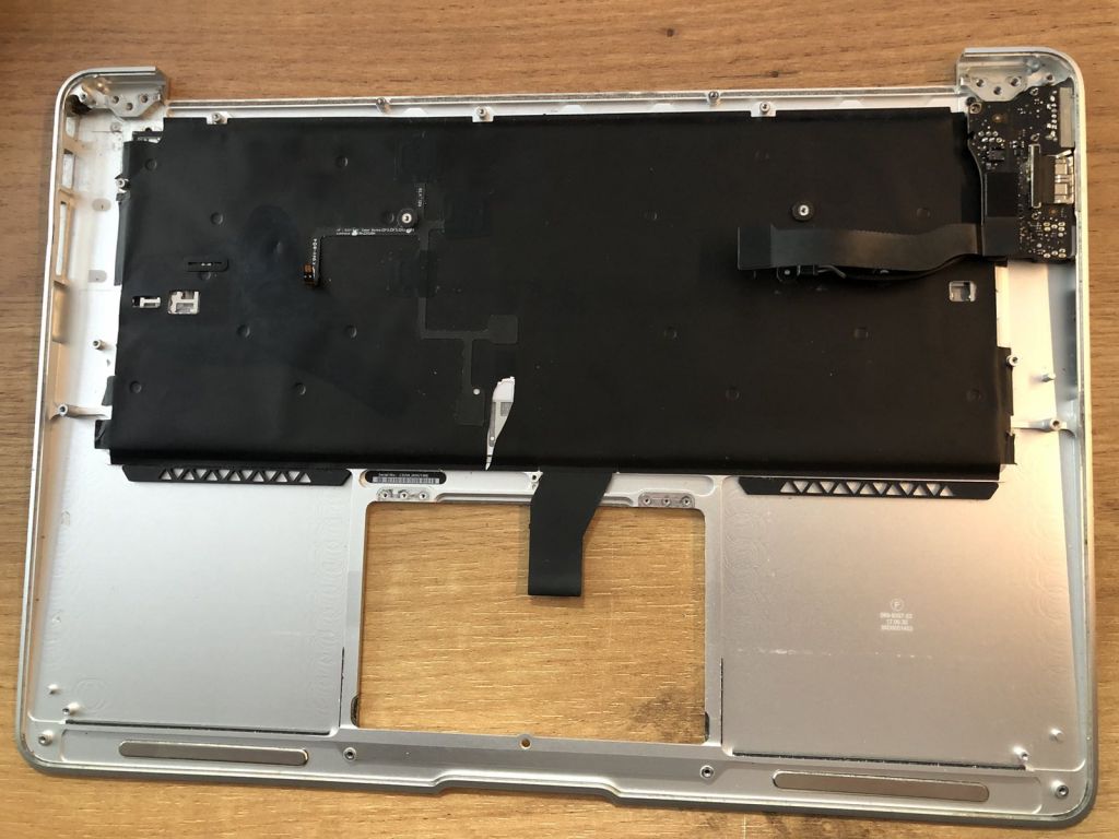 ТОП-кейс Apple MacBook Air 13 2017 A1466 - фото фото фото 1