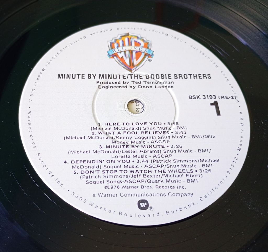 THE DOOBIE BROTHERS Minute By Minute LP VG+/EX- - фото фото фото 2
