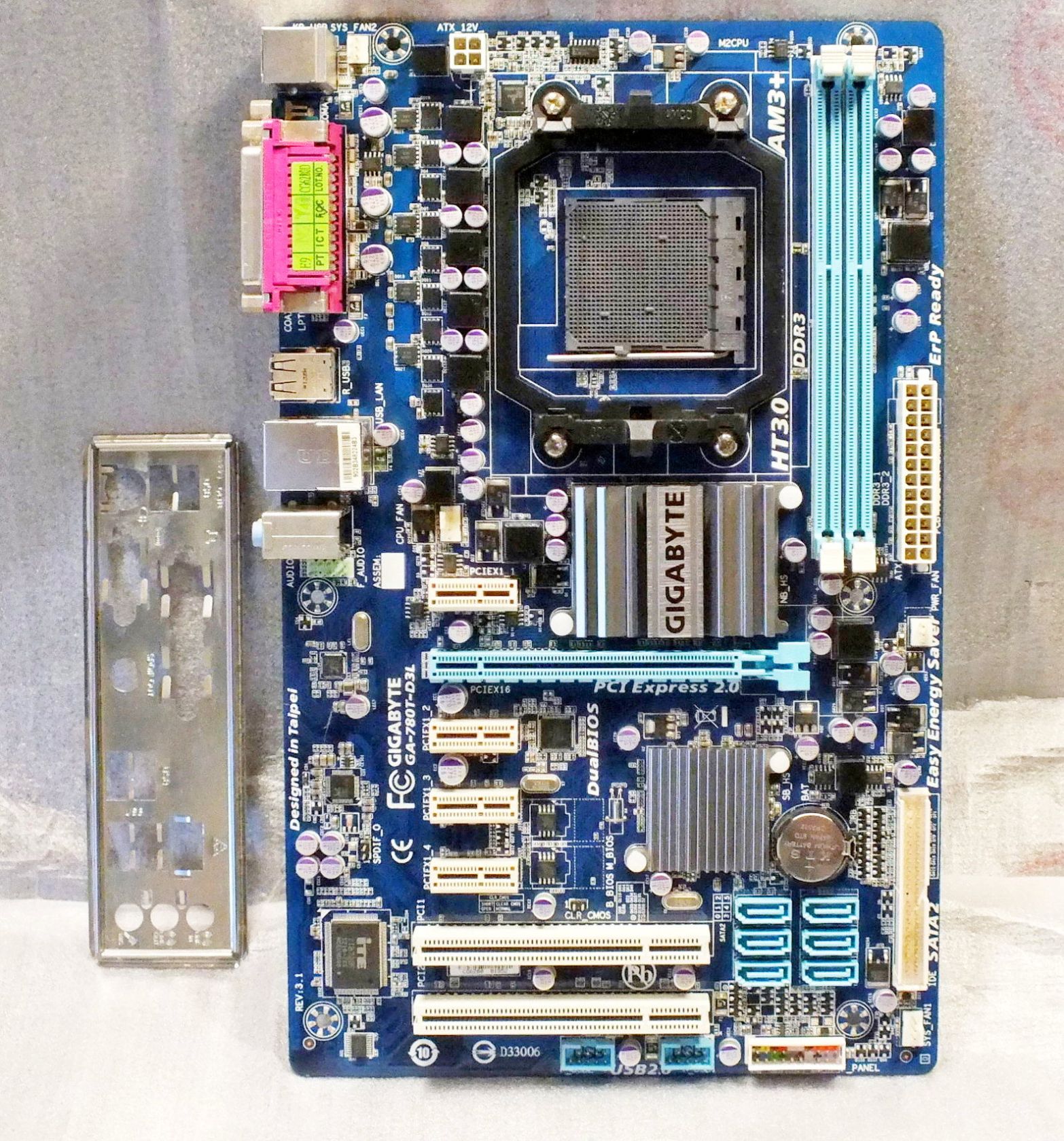 Gigabyte GA-780T-DS3L Сокет AM3/AM3+ FX 2xDDR3 Dual Bios - фото фото фото 0
