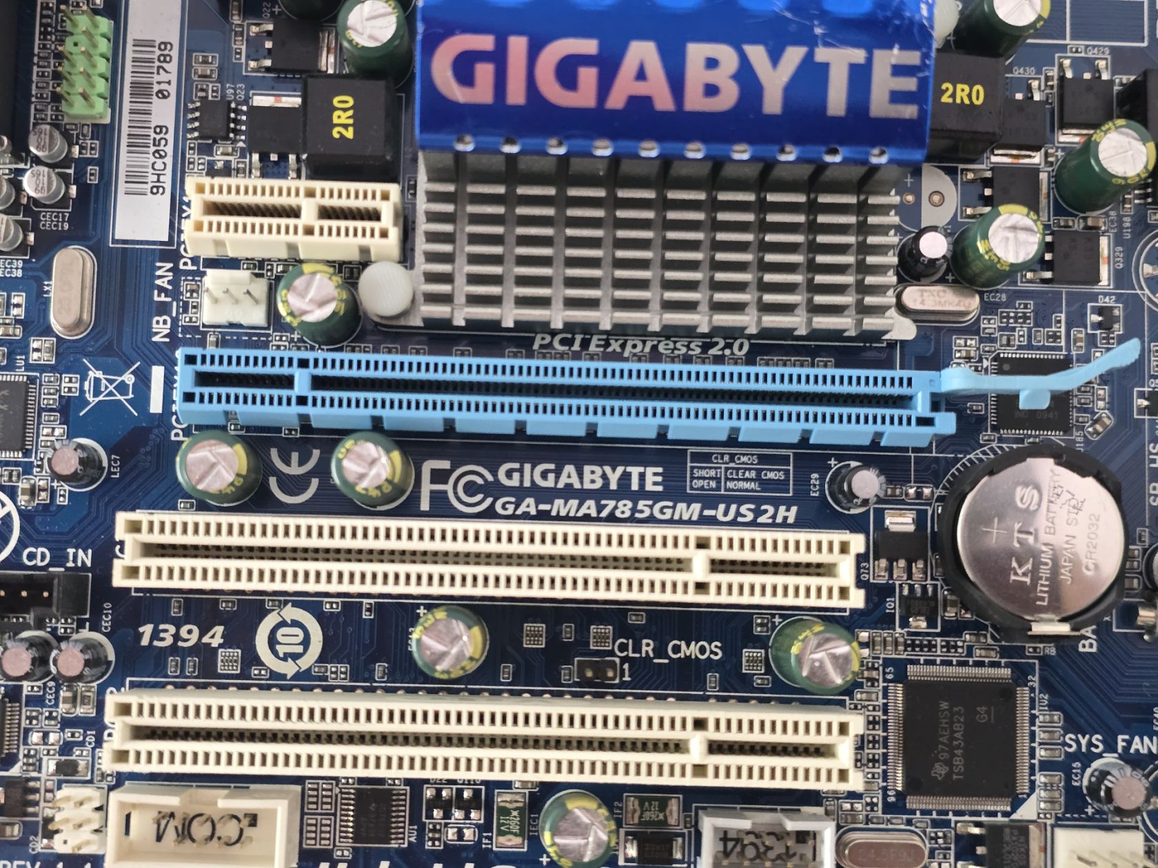 Материнська плата sAM3 Gigabyte GA-MA785GM-US2H  (DDR3,HDMI,б/у) - фото фото фото 2