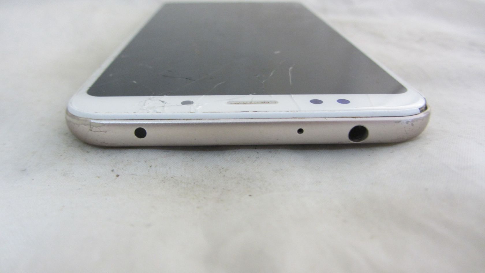 Xiaomi Redmi 5 Plus 3/32 Gold - фото фото фото 3