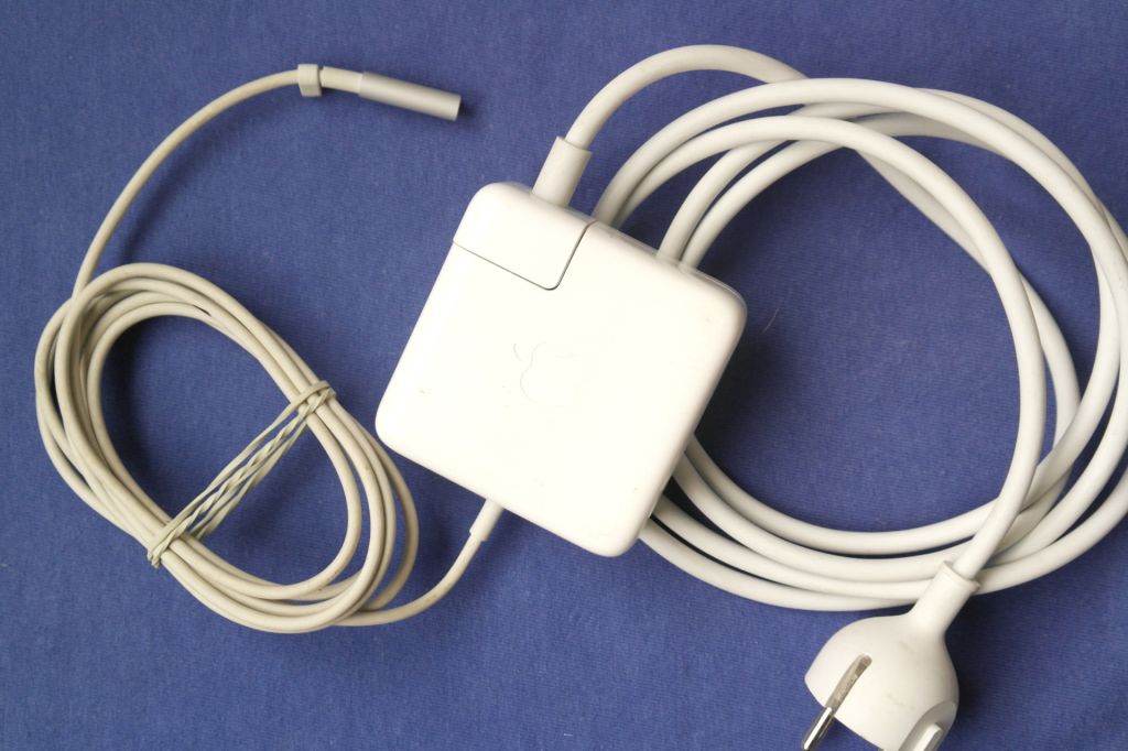 Зарядное устройство APPLE MagSafe 60W     (16.5V 3.65A) A1344 - фото фото фото 1