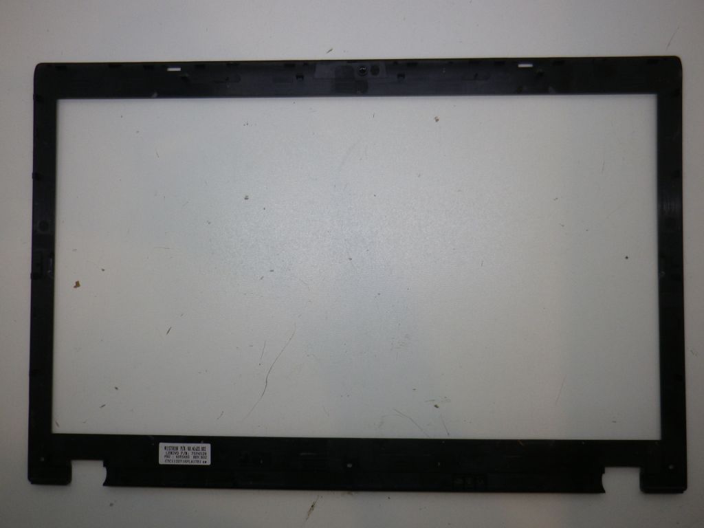 Б/У Рамка кришки матриці для Lenovo ThinkPad W530 - фото фото фото 1