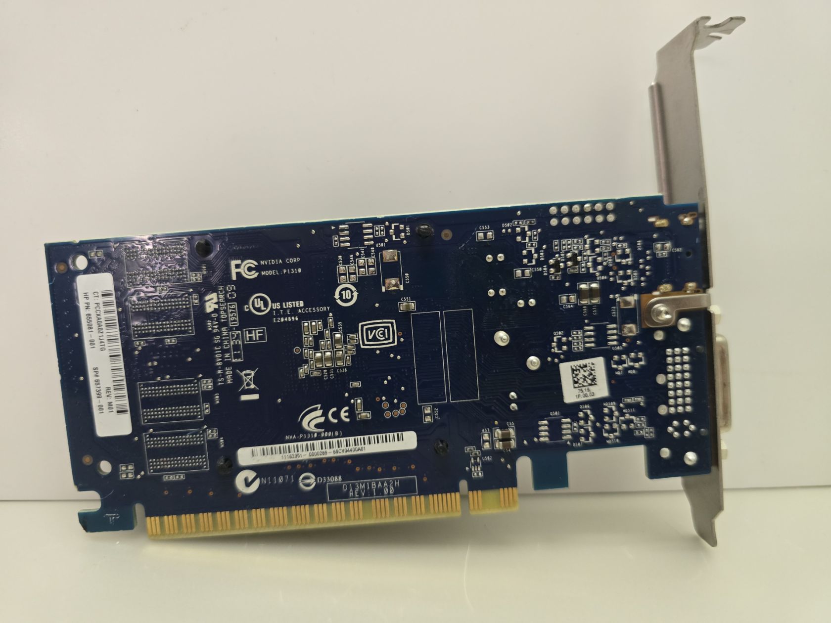 Відеокарта HP GeForce GT 520 1GB  (GDDR3,128 Bit,HDMI,PCI-Ex,Б/у) - фото фото фото 2