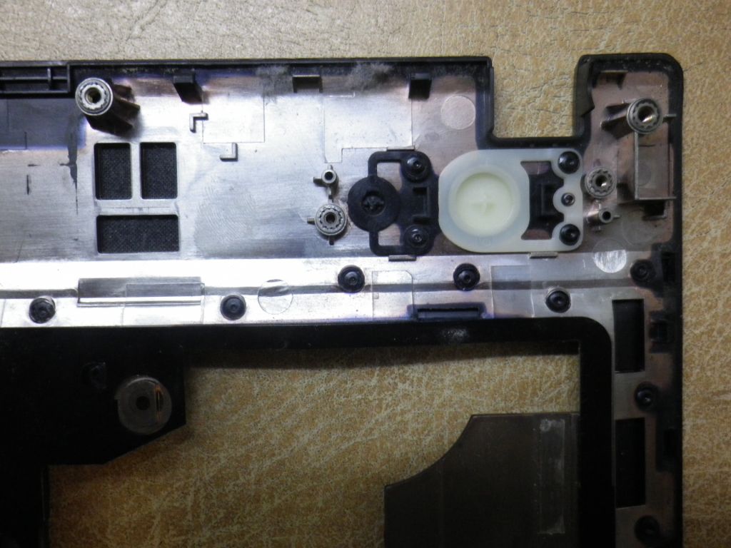 Б/У Топкейс для ноутбука Lenovo N581 - фото фото фото 3