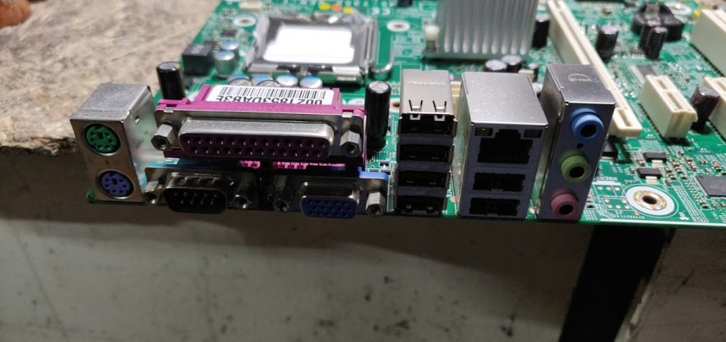 Мат. плата MSI MS-7352 ver 1.0 LGA775 Q33 SATA MicroATX 4DDR2 № 90912 - фото фото фото 2