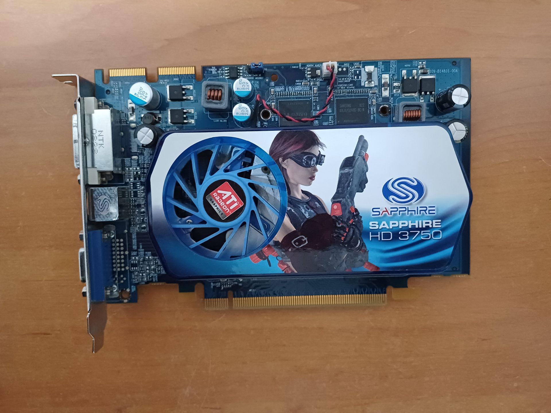 Видeокарта SAPPHIRE Radeon HD3750 512MB GDDR3 128 bit - фото фото фото 0
