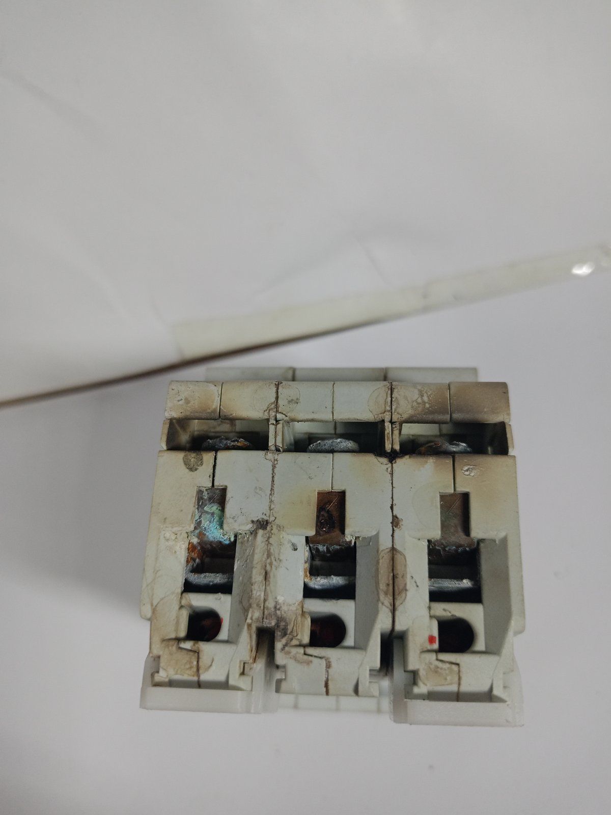 44551  Автоматичний вимикач ETIMAT 6 3p C 63А   (6 kA) ЕТІ, Б/У   (дефект) - фото фото фото 3