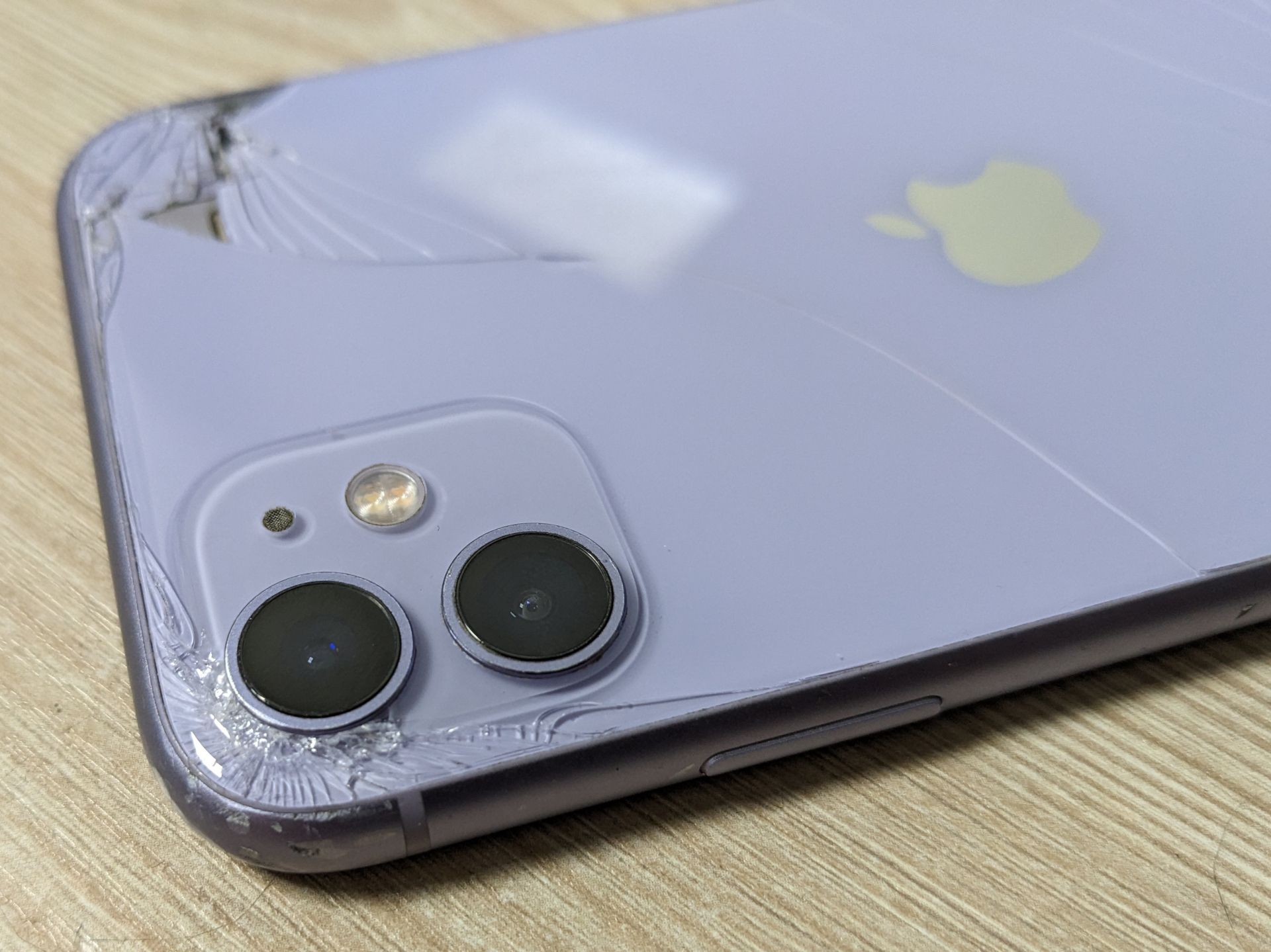 Iphone 11 на запчасти - фото фото фото 3