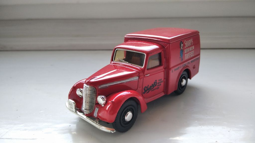 COMMER 8 CWT VAN -1948     Dinky-England             (RARE)   M 1:43 - фото фото фото 0