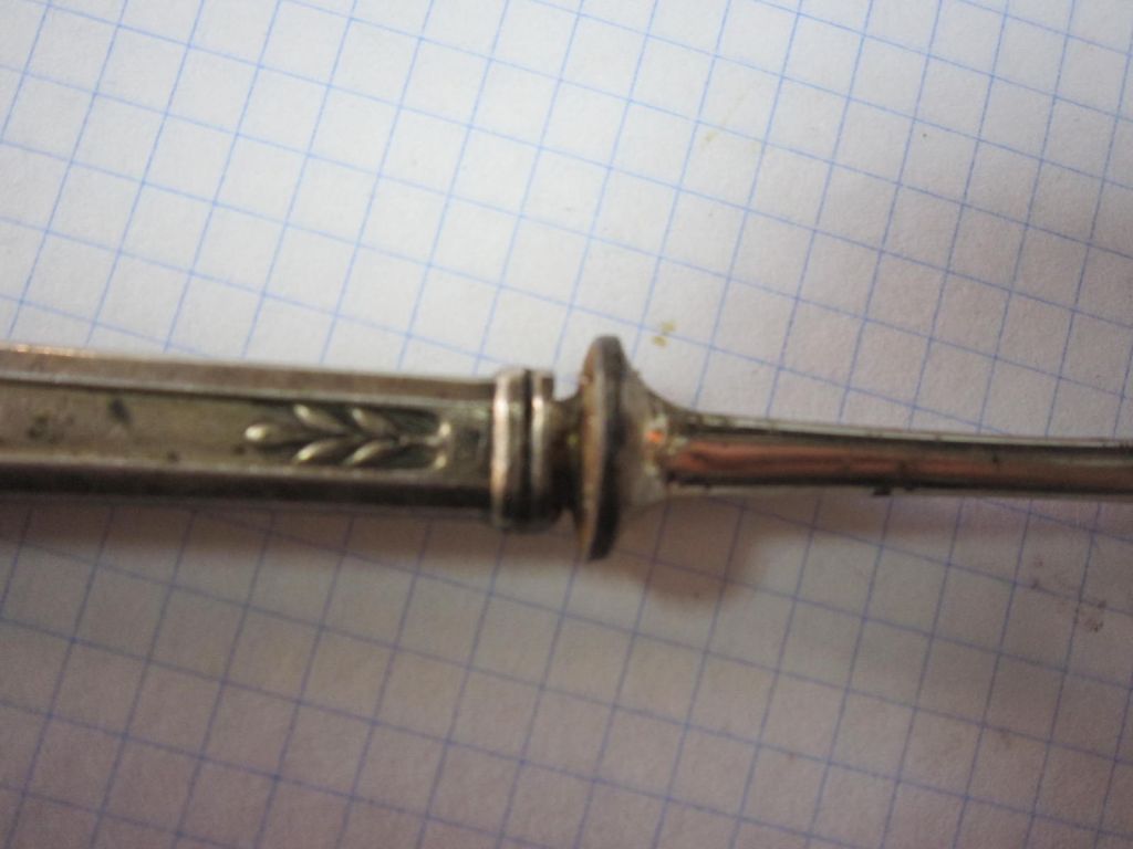Вилка . Ручка  из серебра. - фото фото фото 3