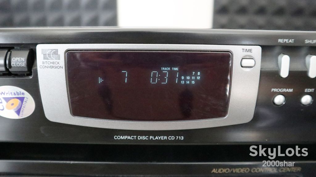 Cd проигрыватель   PHILIPS CD-713 - фото фото фото 2