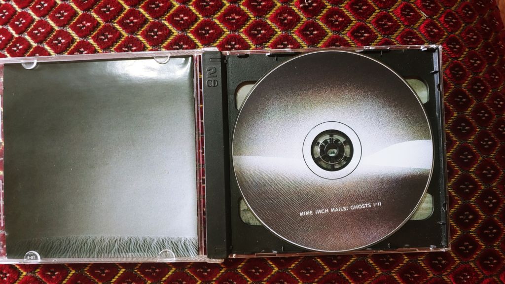 CD аудио Nine Inch Nails: Ghosts I-IV - фото фото фото 2