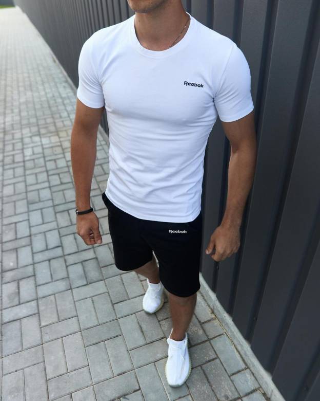 Футболка Reebok біла M - фото фото фото 0