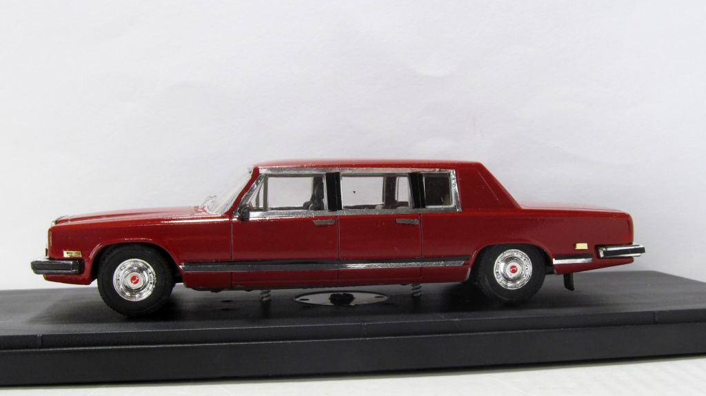 Конверсия красный ЗИЛ-41045 1983, DiamonD. Перекрас, лак, детализация 1:43 бокс. - фото фото фото 2