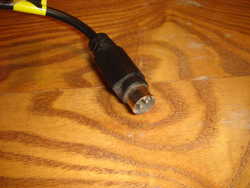 Hikvision Блок живлення KPL-060F-VI 4-pin +12v 5.0a - фото фото фото 1