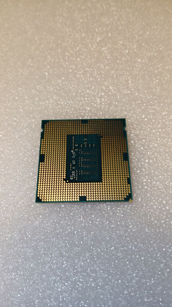 Процессор Intel Xeon E3-1226 v3 socket 1150  (аналог i5-4590) - фото фото фото 1