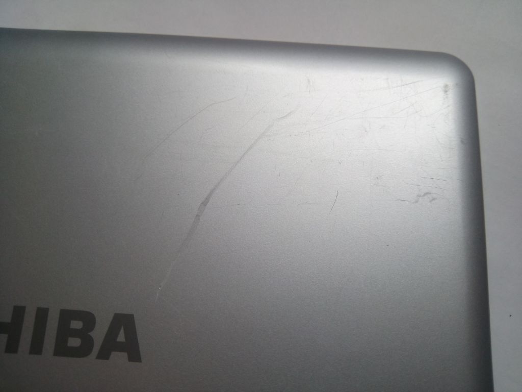 Крышка матрицы разборка Toshiba L450D - фото фото фото 3