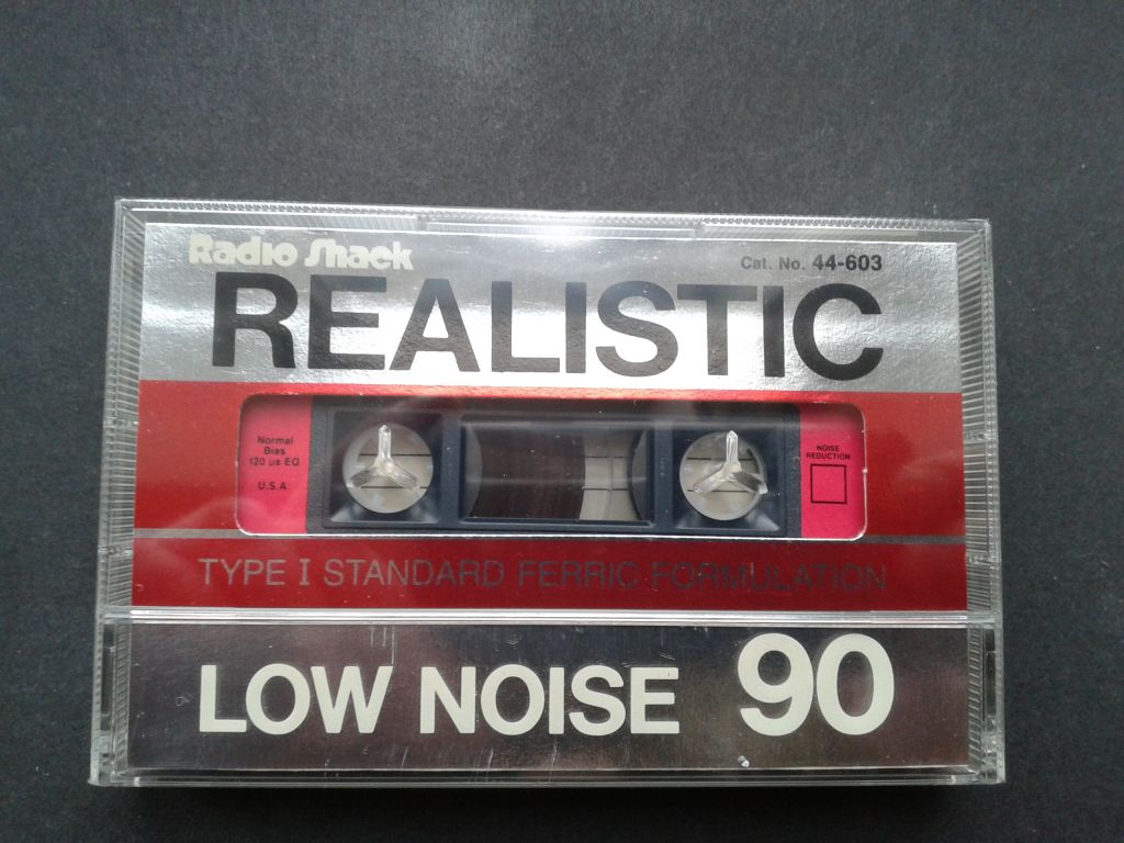 Аудиокассеты Realistic Low Noise 90 - фото фото фото 0