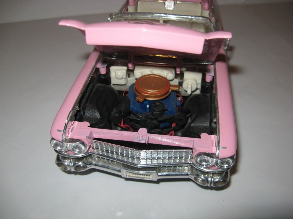 Модель машинка Cadillac Eldorado Biarritz     (1959) Maisto 1:18 - фото фото фото 14