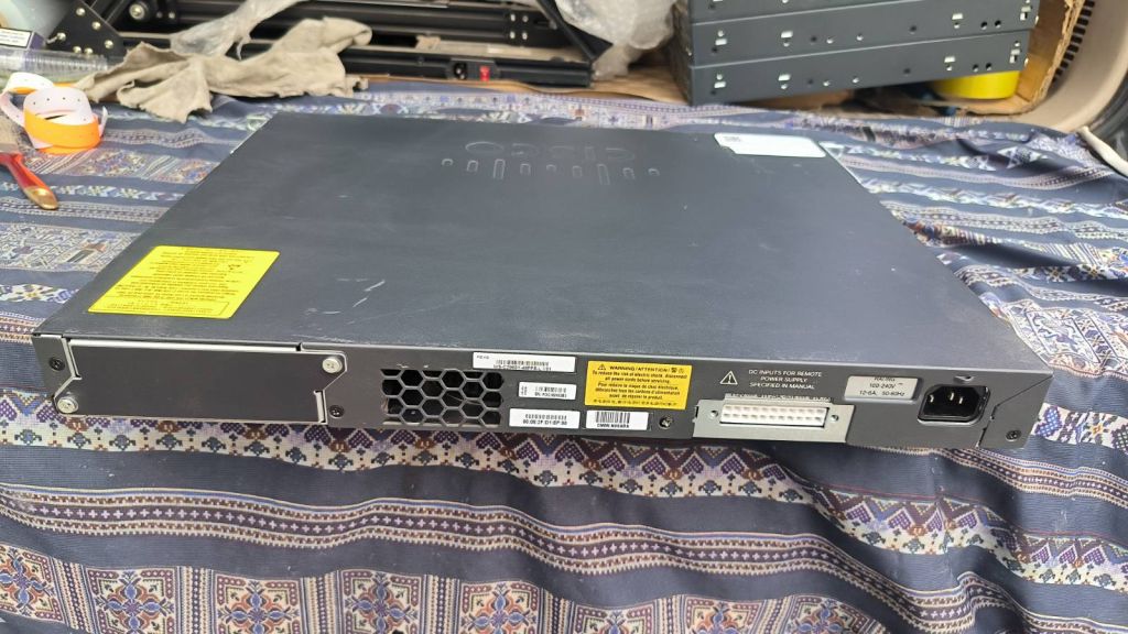 Комутатор Cisco WS-C2960X-48FPS-L POE - фото фото фото 3