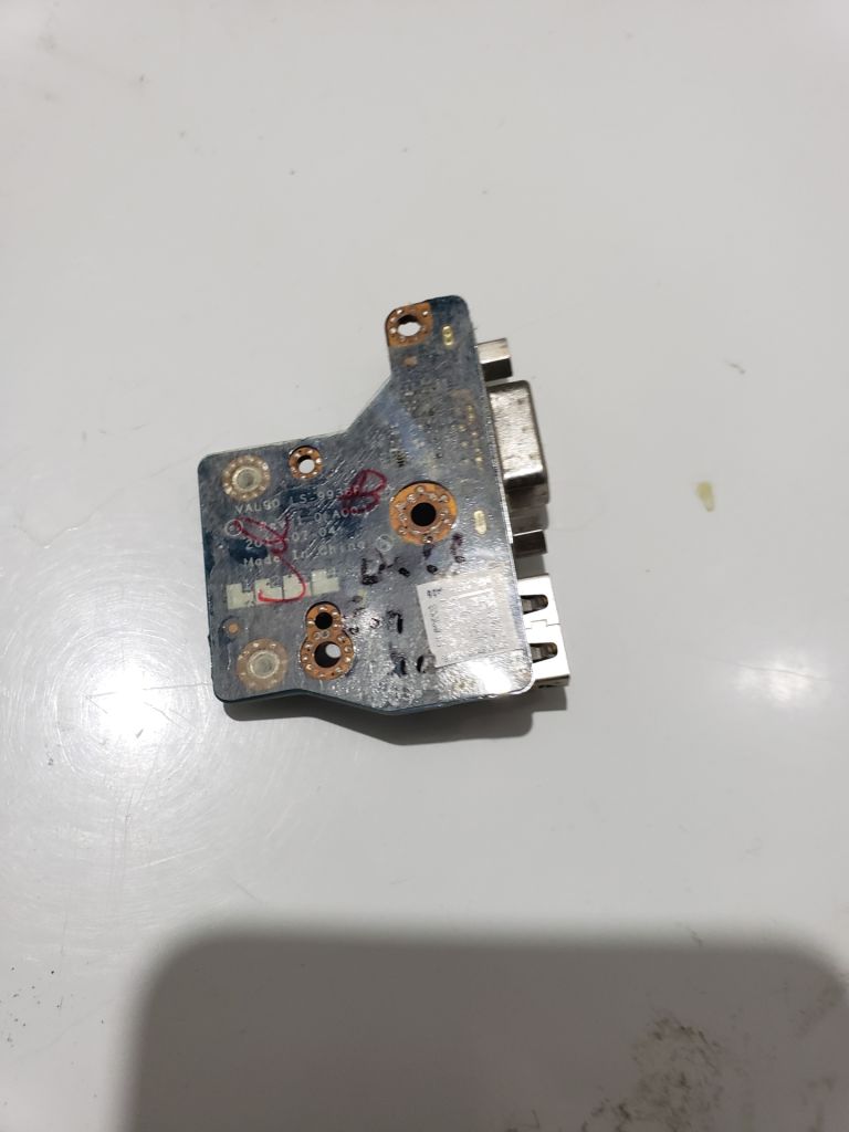 Плата USB+VGA ноутбука Dell Latitude E6440  (LS-9938P VAL90 028X5F) - фото фото фото 1