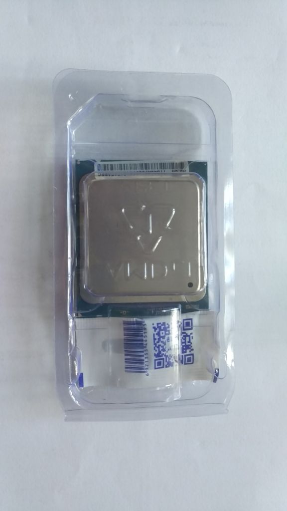 Процесор Intel Xeon E5-2640 2.50 GHz - фото фото фото 2