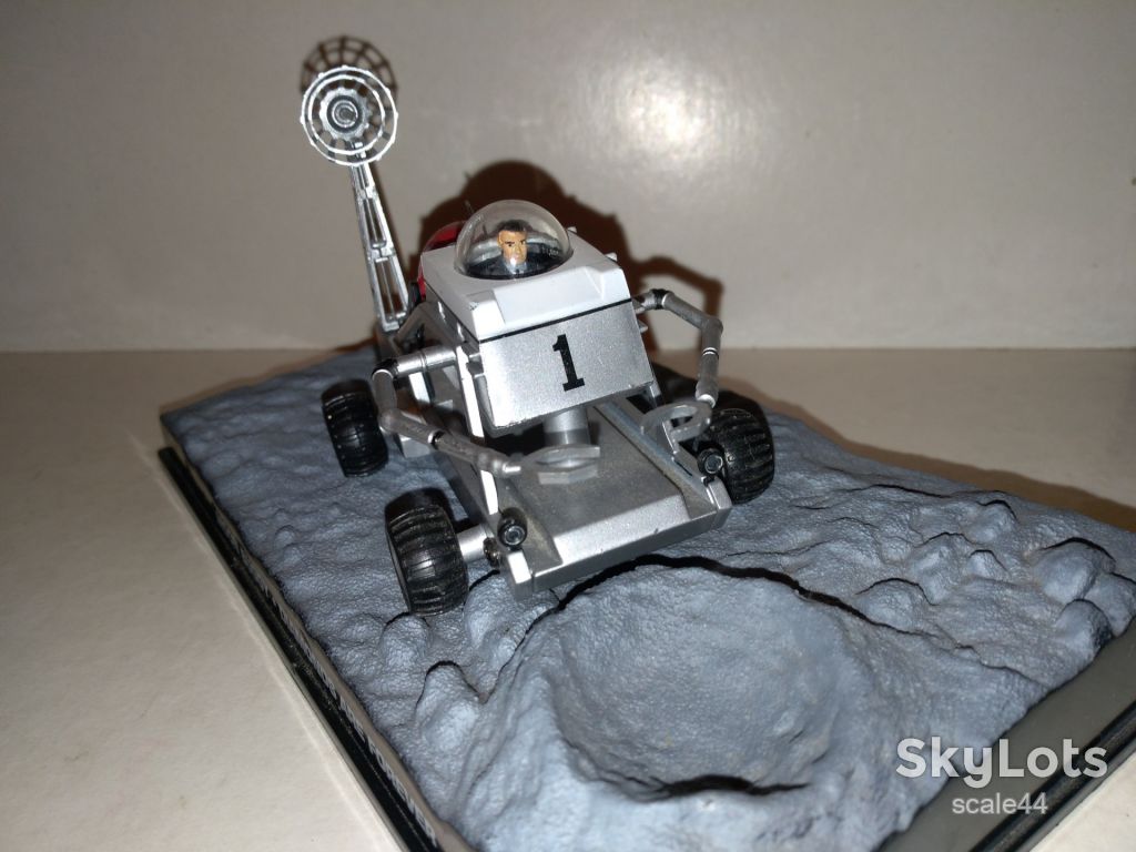 Moon Buggy.Universal hobbies.1/58 - фото фото фото 2