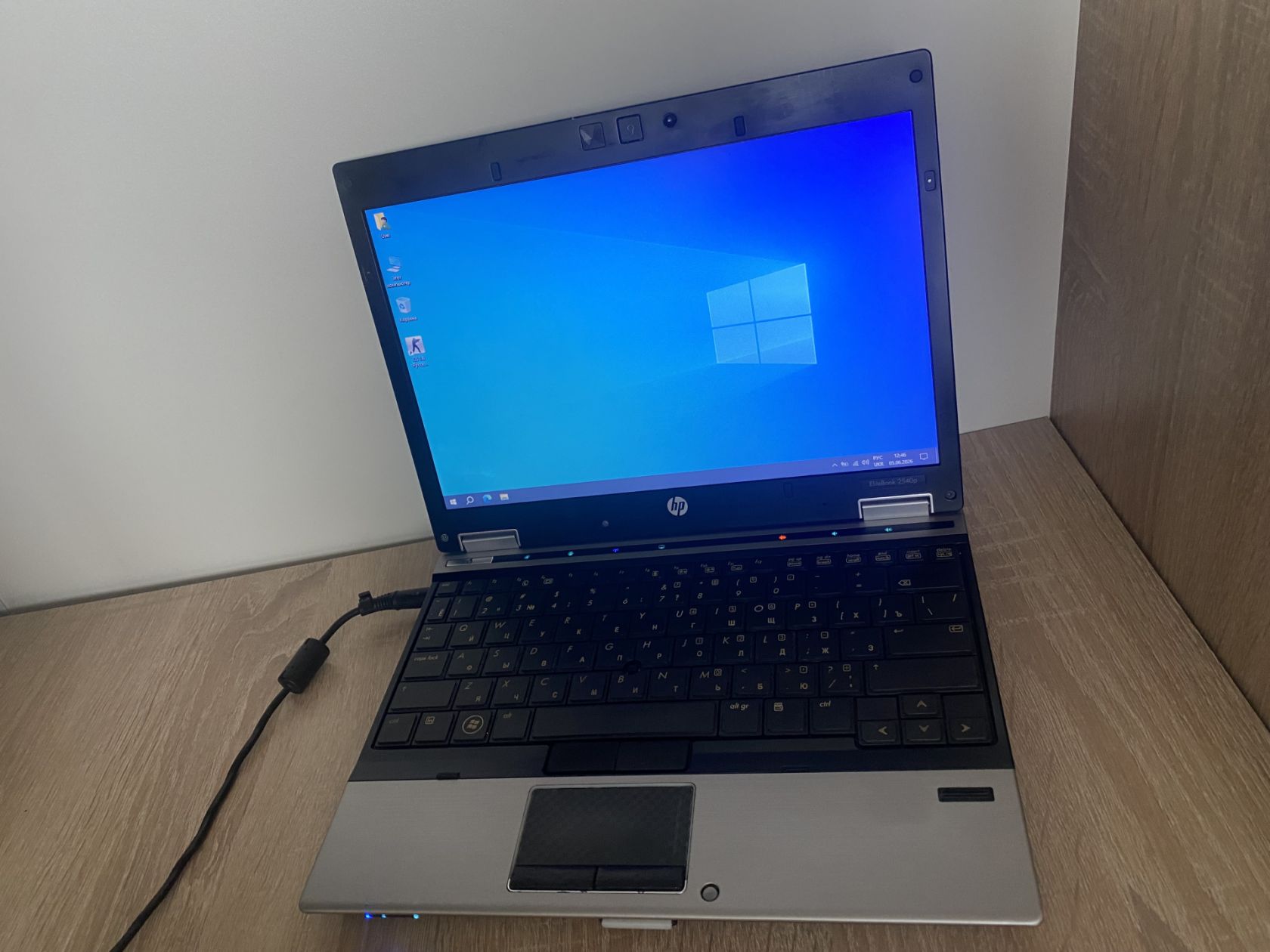 HP EliteBook Intel  (R) Core  (TM) 15 CPU M 540 - фото фото фото 9
