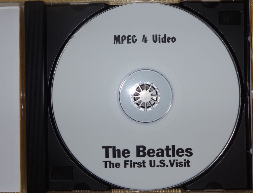 Фильм The Beatles: The First U.S. Visit на  CD-диске - фото фото фото 1