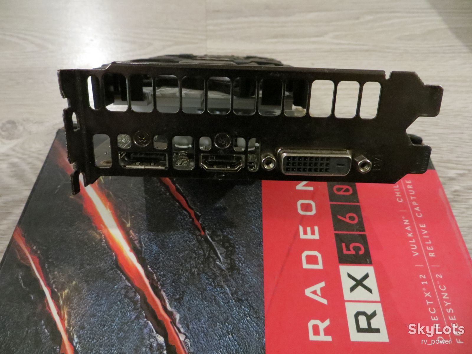 Відеокарта Radeon RX560 4GB Asus несправна - фото фото фото 2