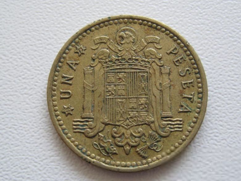 Испания 1 песета 1966  (73) года 22430 - фото фото фото 0