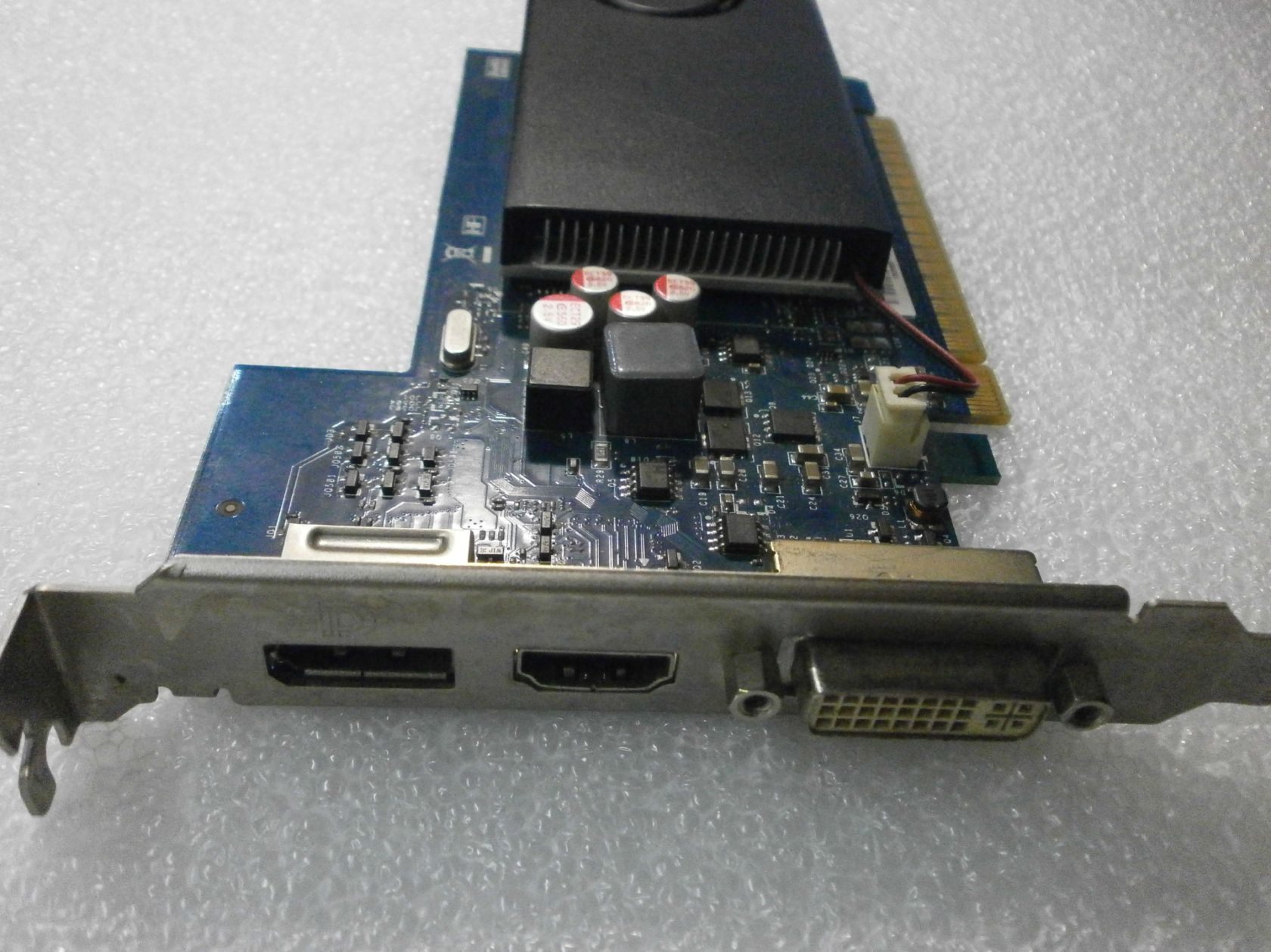 Geforce  GT640  4Gb 128bit DDR3 - фото фото фото 1