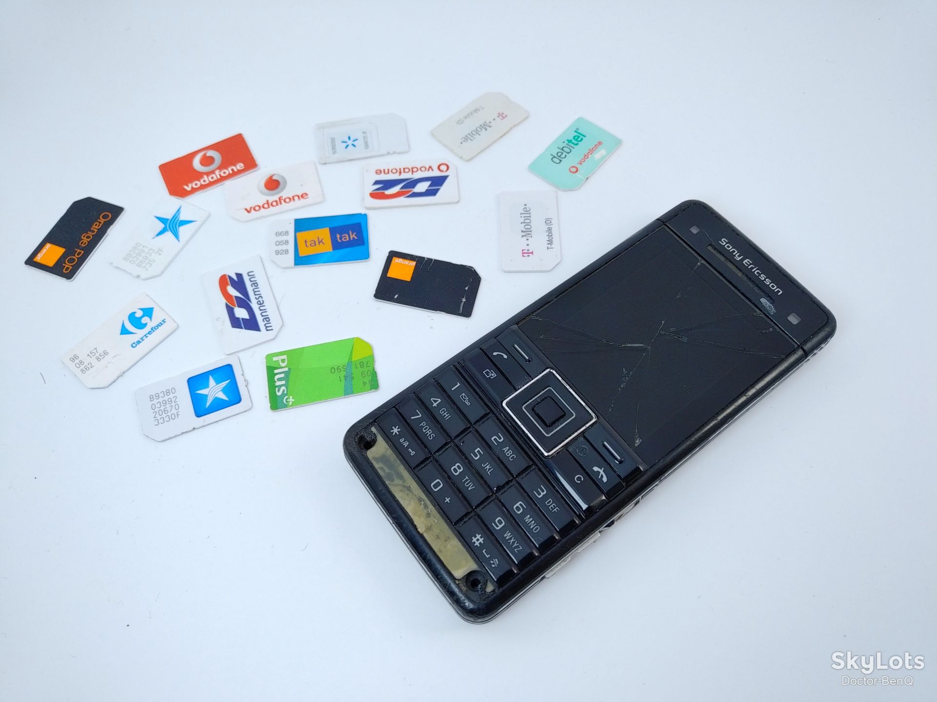 Sony Ericsson C902 вмикається - фото фото фото 0
