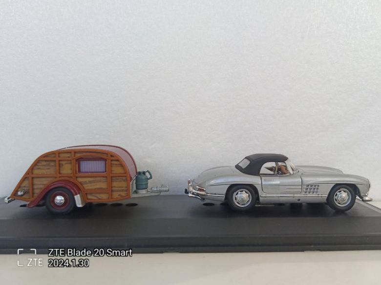 Mercedes-Benz 300SL Roadster &amp;amp; Caravan / Cararama - Hongwell /  -4600- - фото фото фото 3