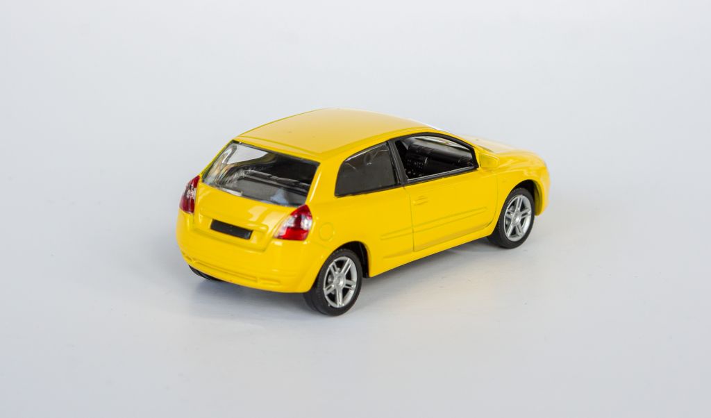 1:43 FIAT Stilo 2004-06 yellow, Norev #771001 - фото фото фото 4
